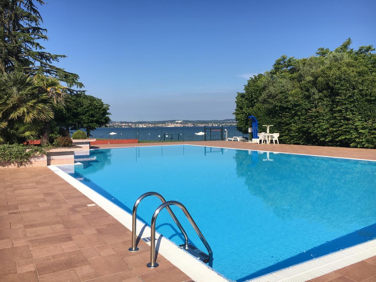 Holiday Sirmione Apartments Exterior foto